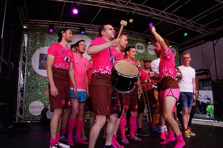 Com Together Cup